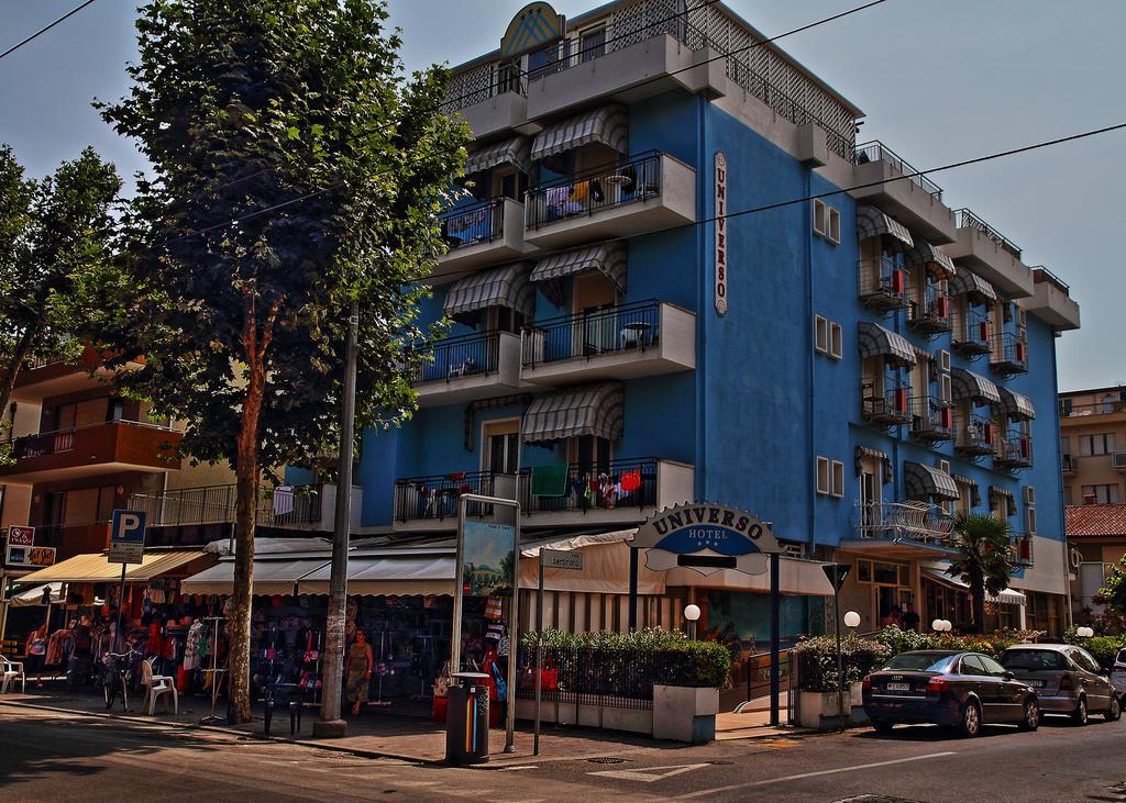 Hotel Universo Rimini Exterior foto